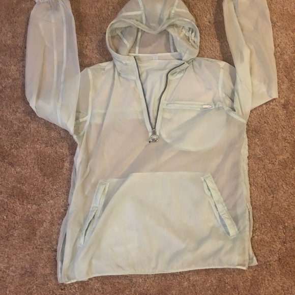 Lululemon Step Out Anorak - Picture 4 of 9